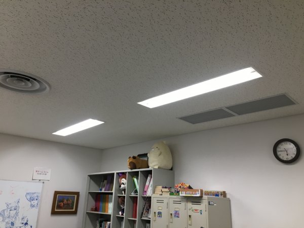 研究室の照明のLED化